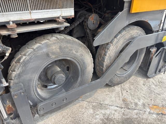 XCMG RP452L معدات السفلتة