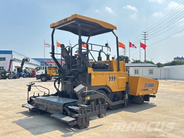 XCMG RP452L معدات السفلتة