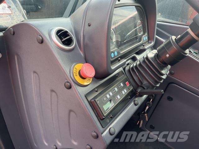 XCMG WF3514 テレスコーピックハンドラー