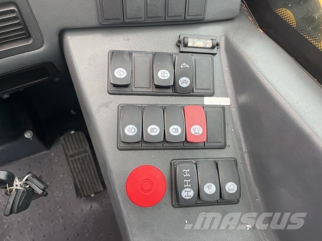 XCMG XC6-3007V テレスコーピックハンドラー