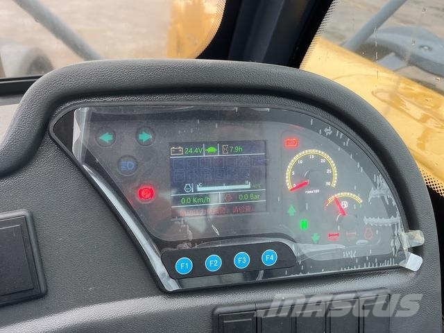 XCMG XC6-3007V テレスコーピックハンドラー