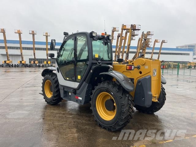 XCMG XC6-3007V テレスコーピックハンドラー