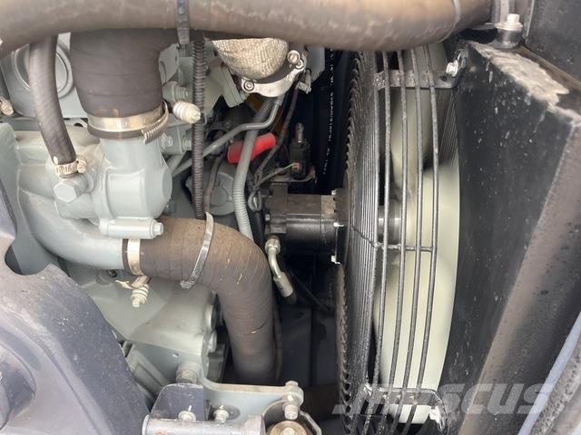 XCMG XC6-3007V テレスコーピックハンドラー