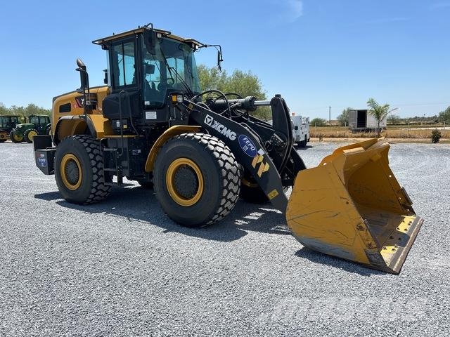 XCMG XC948U Колесни товарачи