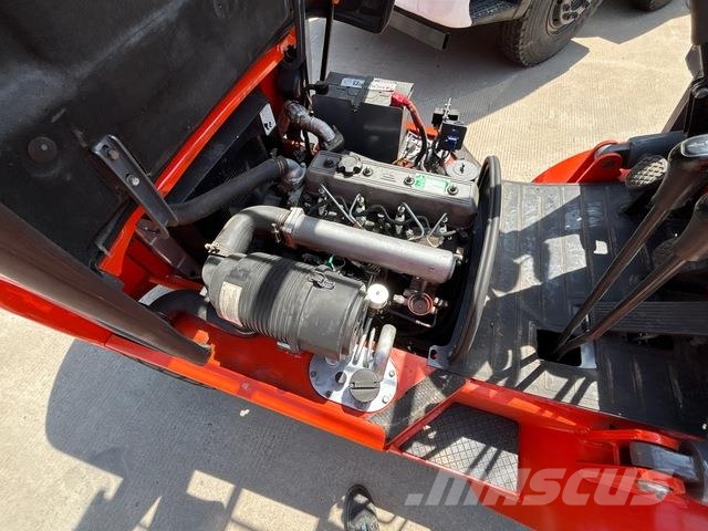 XCMG XCB-D35 شاحنات ذات رافعات شوكية - أخرى