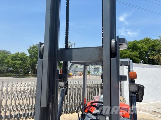 XCMG XCB-D35 شاحنات ذات رافعات شوكية - أخرى
