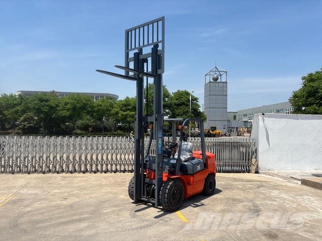 XCMG XCB-D35 شاحنات ذات رافعات شوكية - أخرى