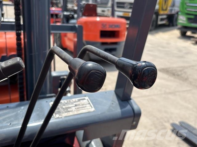 XCMG XCB-D35 شاحنات ذات رافعات شوكية - أخرى