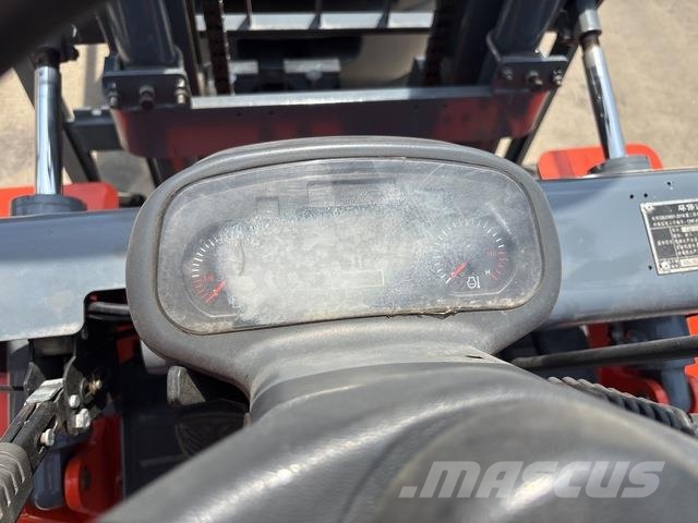 XCMG XCB-D35 شاحنات ذات رافعات شوكية - أخرى
