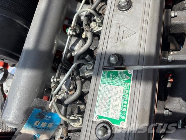 XCMG XCB-D35 شاحنات ذات رافعات شوكية - أخرى