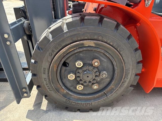 XCMG XCB-D35 شاحنات ذات رافعات شوكية - أخرى