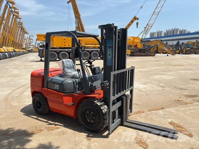 XCMG XCB-D35 شاحنات ذات رافعات شوكية - أخرى
