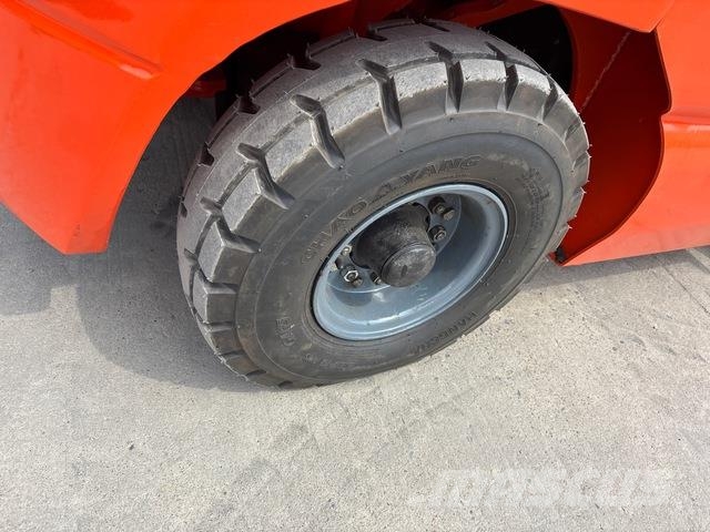 XCMG XCB-D35 Muut haarukkatrukit