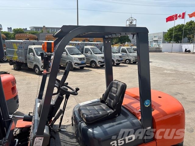 XCMG XCB-D35 Muut haarukkatrukit
