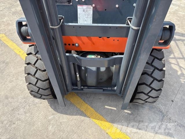 XCMG XCB-D35 Muut haarukkatrukit