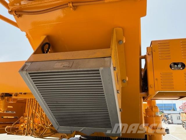 XCMG XCT12L5 Tracked cranes
