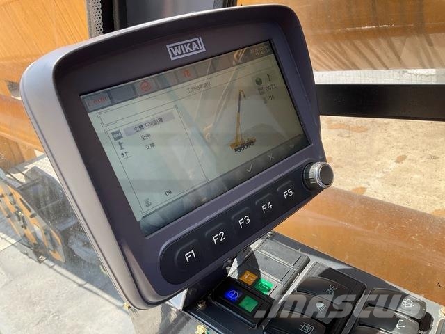 XCMG XCT12L5 Tracked cranes