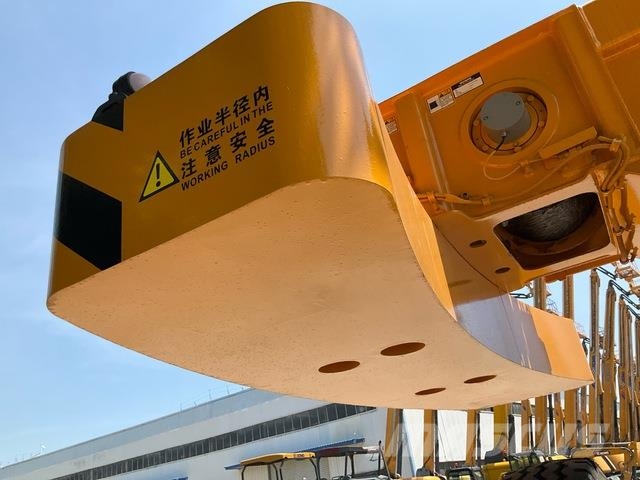 XCMG XCT12L5 Tracked cranes