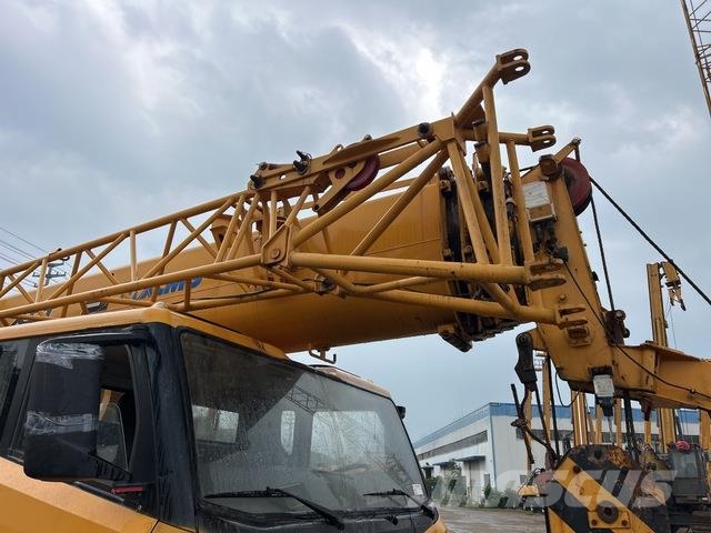 XCMG XCT25L5 Γερανοί με ερπύστριες