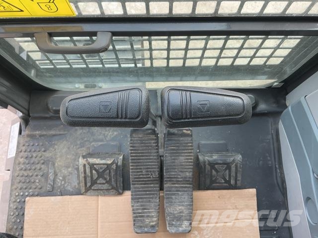 XCMG XE270DK Pásová rýpadla
