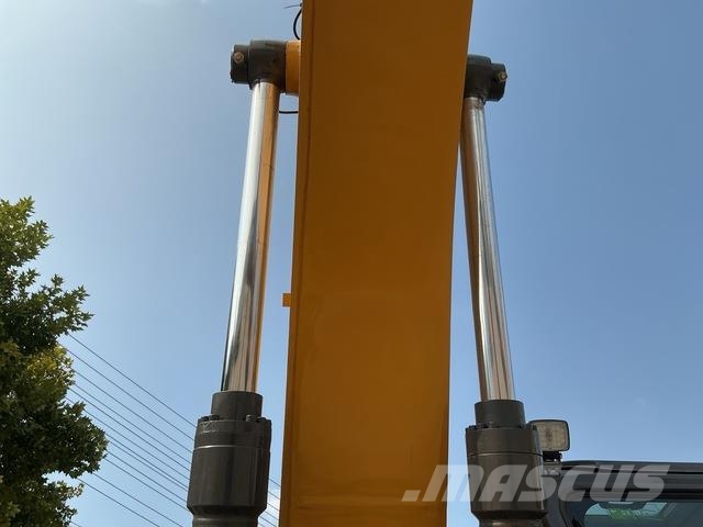XCMG XE270DK Pásová rýpadla