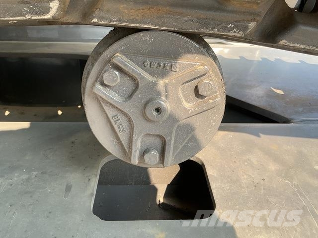 XCMG XE270DK Pásová rýpadla