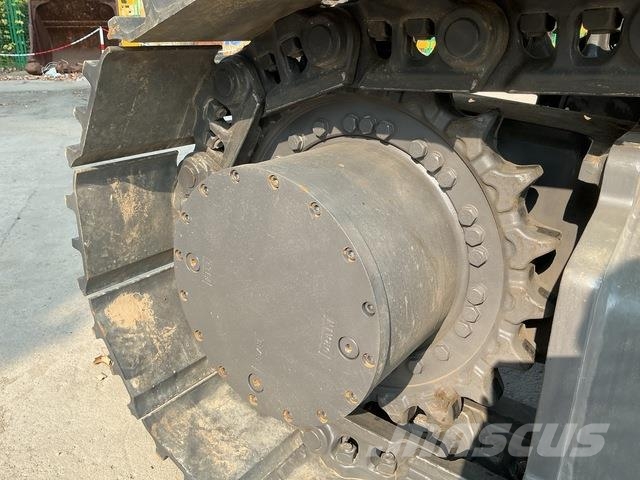 XCMG XE270DK Pásová rýpadla