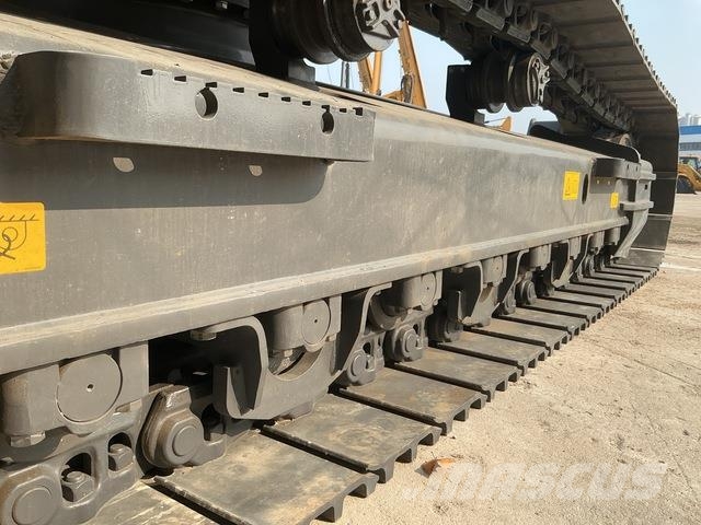 XCMG XE270DK Pásová rýpadla