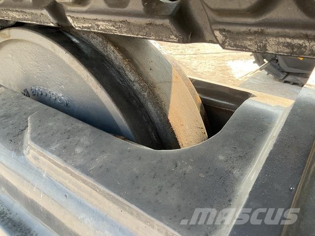 XCMG XE270DK Pásová rýpadla