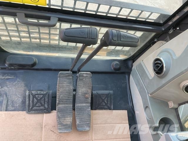 XCMG XE270DK Pásová rýpadla