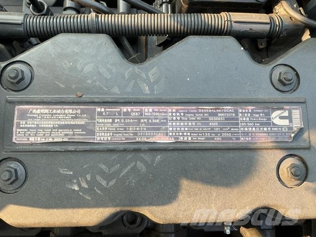 XCMG XE270DK Pásová rýpadla