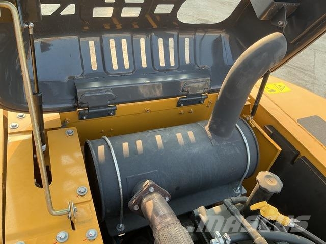 XCMG XE270DK Pásová rýpadla