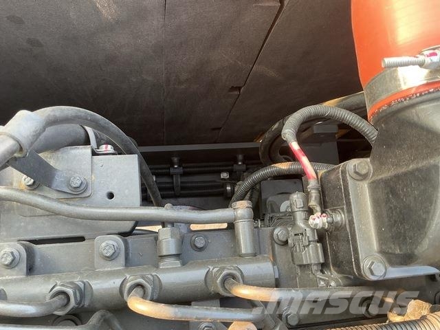 XCMG XE270DK Pásová rýpadla