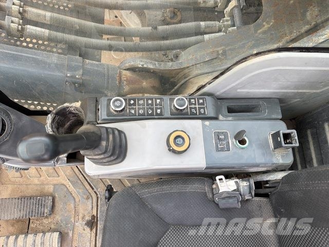 XCMG XE690DK Rupsgraafmachines
