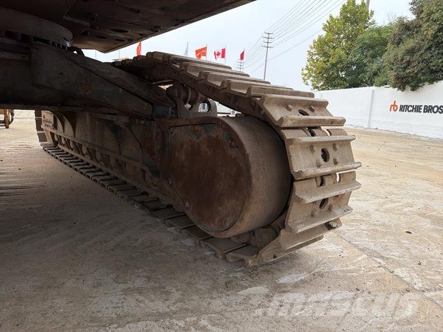 XCMG XE690DK Rupsgraafmachines