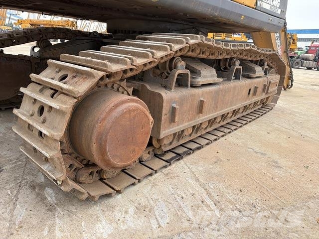 XCMG XE690DK Rupsgraafmachines