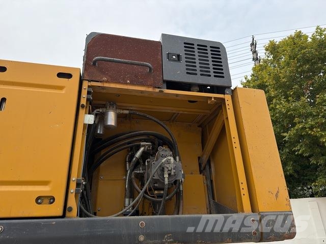 XCMG XE690DK Rupsgraafmachines