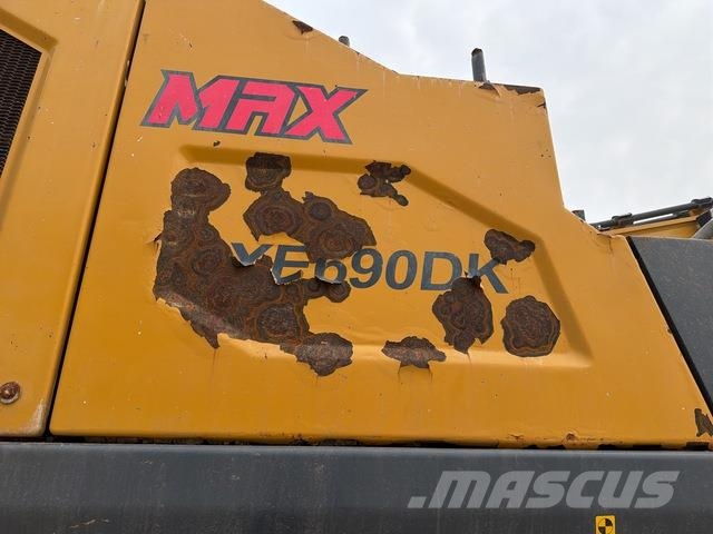 XCMG XE690DK Rupsgraafmachines