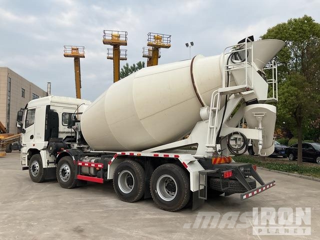 XCMG XGA3310D6NEX Otros camiones