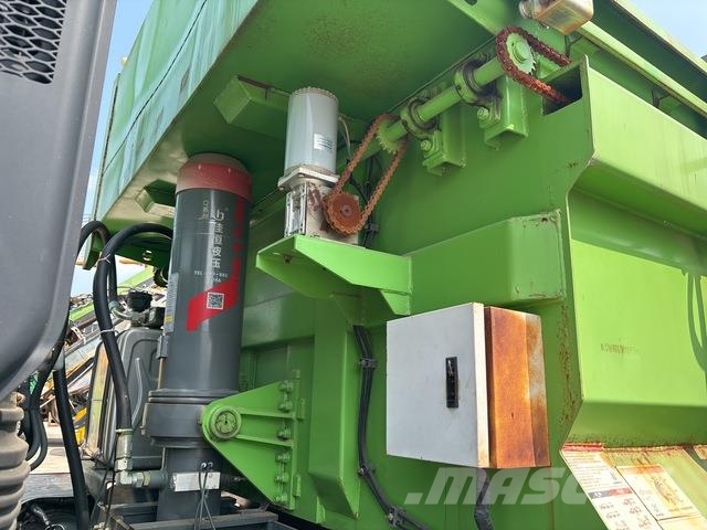 XCMG XGA3310D6NEX Tipper trucks