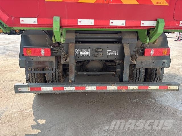 XCMG XGA3310D6NEX Tipper trucks