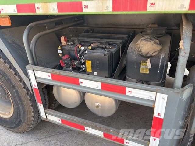 XCMG XGA3310D6NEX Tipper trucks