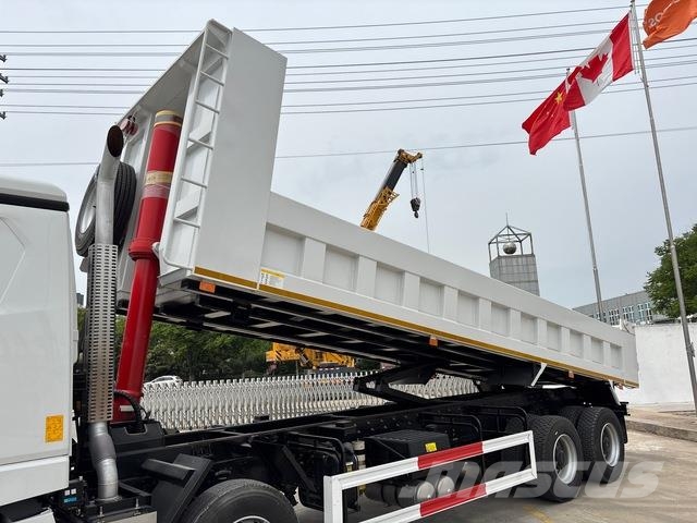 XCMG XGA3315D5WE Tipper trucks