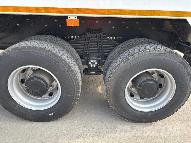 XCMG XGA3315D5WE Tipper trucks