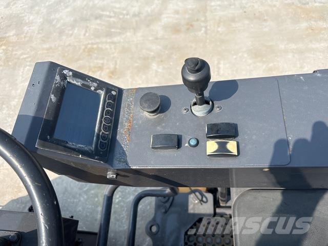 XCMG XM405 아스팔트 콜드 밀링 기계