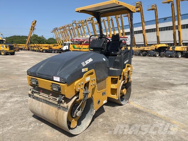 XCMG XMR303IV Rodillos de doble tambor