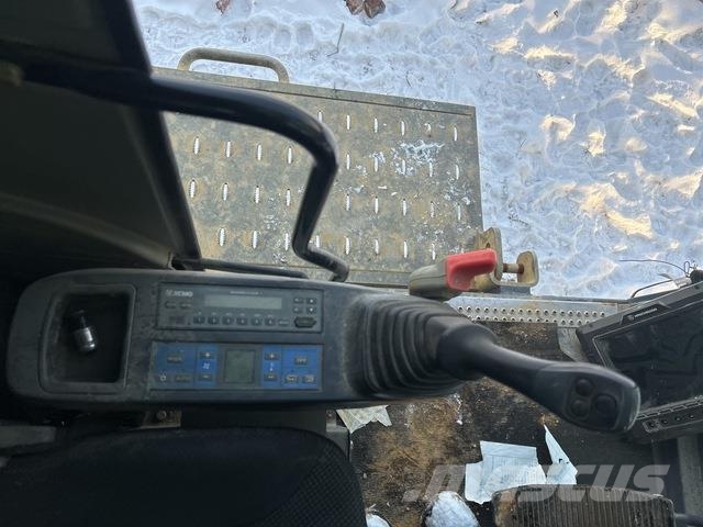 XCMG XR240ES クローラドリル