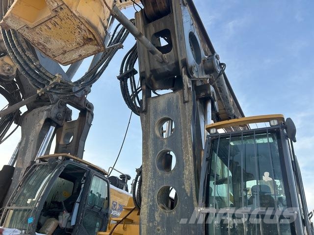 XCMG XR240ES クローラドリル