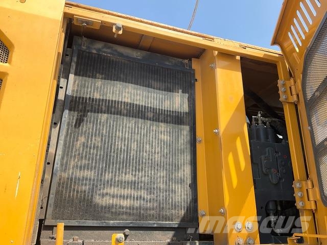 XCMG XR240ES クローラドリル