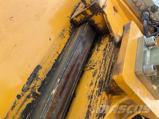 XCMG XR240ES クローラドリル